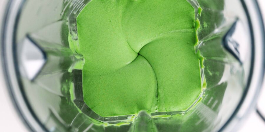 Blend the cream cheese, cream, eggs, matcha, and sugar together.