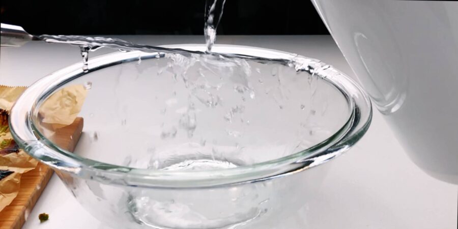 Heat your knife with boiling water before cutting Burnt Basque Cheesecake.