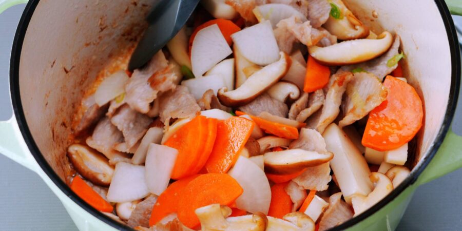 Adding the vegetables.