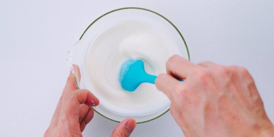 Mixing sweet cream mixture for coffee jelly.