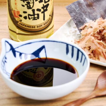 This umami-packed seasoned soy sauce or dashi shoyu is infused with katsuobushi and konbu.